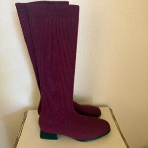Vivaia Knee-High Water Repellent Wool Boots (Tara Pro)